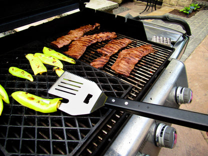 5-in-1 BBQ spatula with knife and fork, multi-functional BBQ tool bottle opener